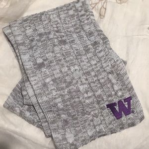 UW scarf (university of Washington)